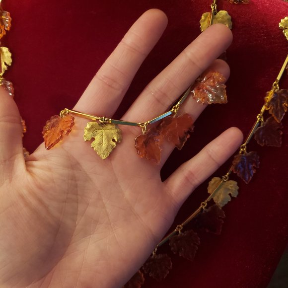 Rare Vintage Celluloid Autumn Leaves Necklace - Picture 12 of 13